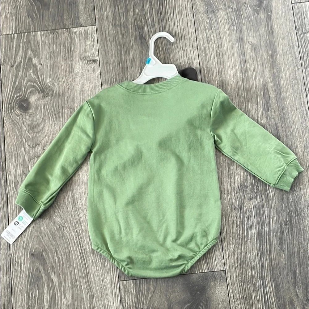 Carter's Green Bodysuit Long  Sleeve & Black Hat Set. 24 Months
